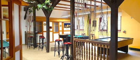 Sports bar