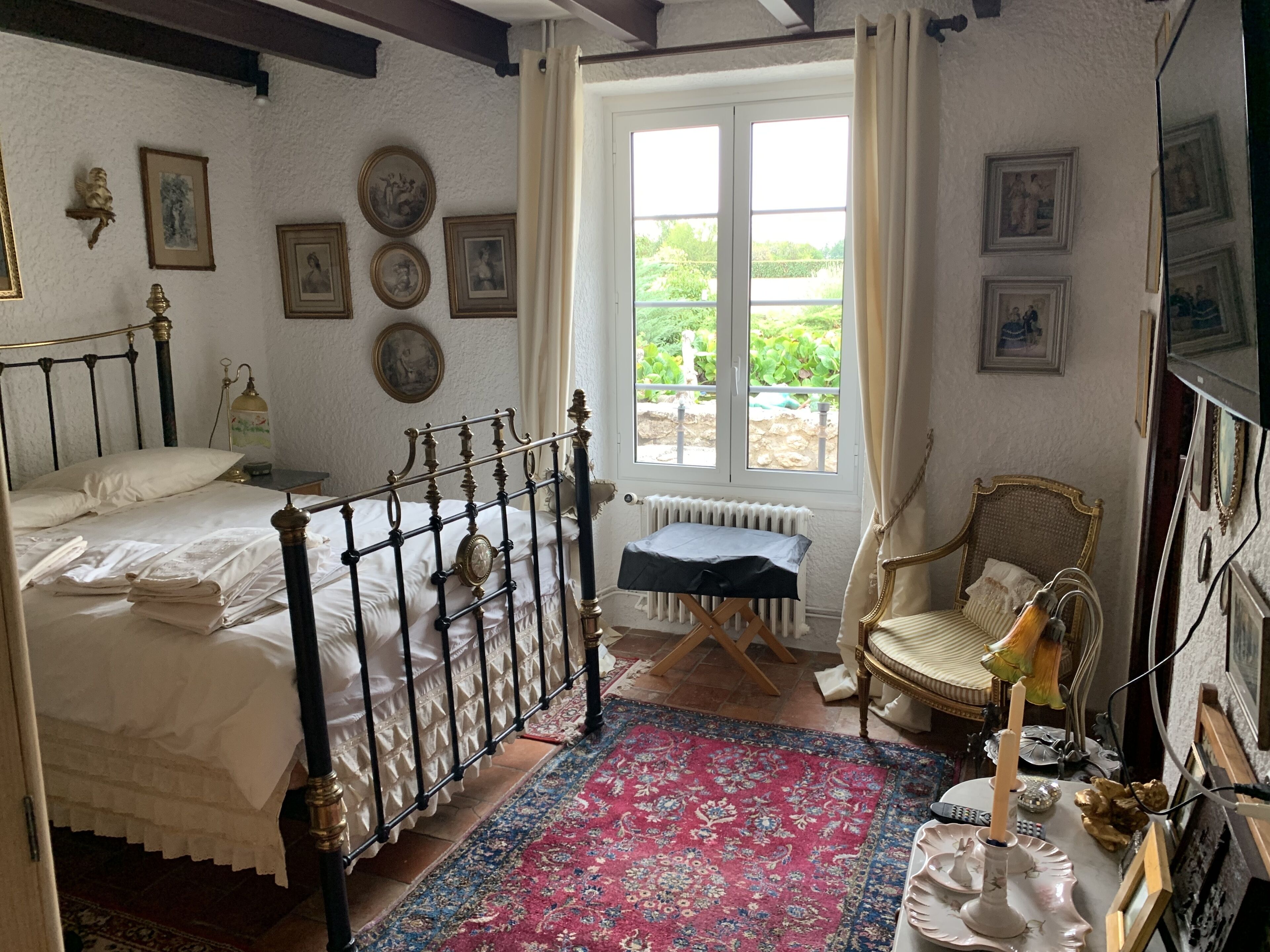 3 chambres, fer et planche à repasser, Wi-Fi gratuit, draps fournis