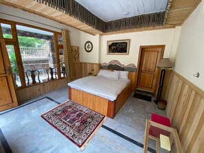 Deluxe Double Room | Iron/ironing board, free WiFi, bed sheets - Vintage Resort Kalam (Swat)