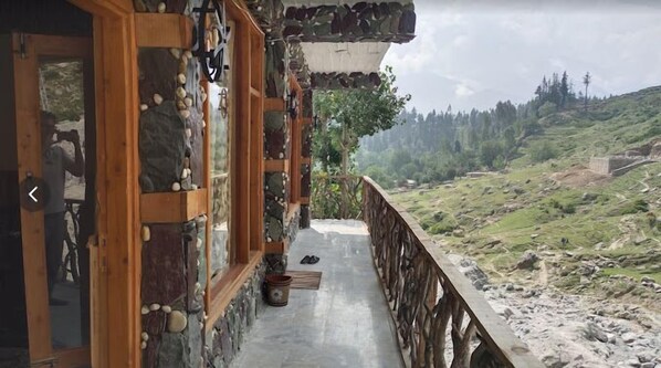 Deluxe Double Room | Balcony - Vintage Resort Kalam (Swat)