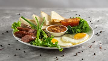Petit déjeuner buffet compris tous les jours