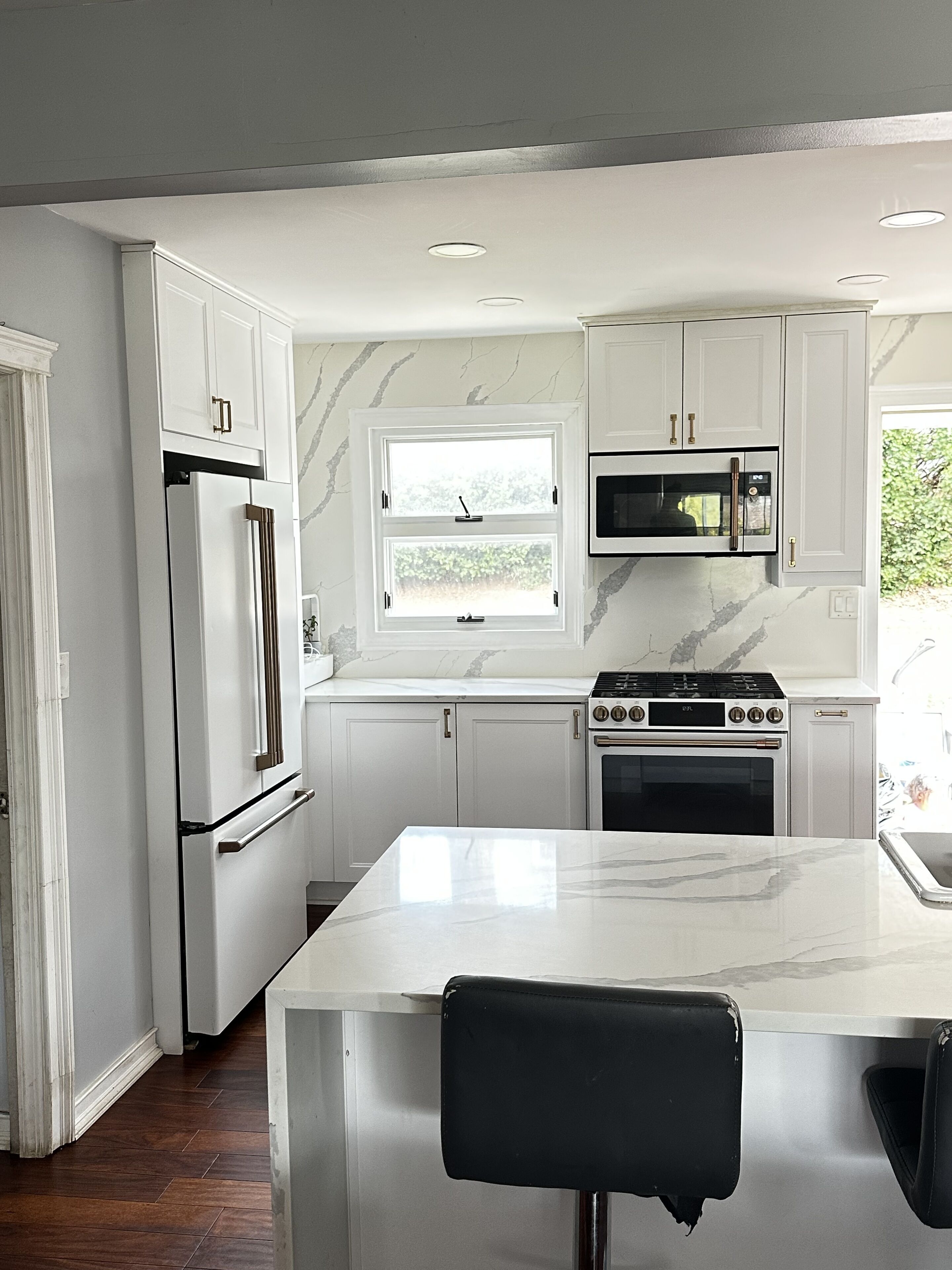 Visiting family and friends made easy. 