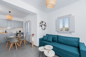 One-Bedroom Suite with Private Hot Tub | Coin séjour