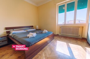 2 bedrooms, iron/ironing board, free WiFi, bed sheets - Elegant Apartment in the Center by Wonderful Italy (Sanremo)