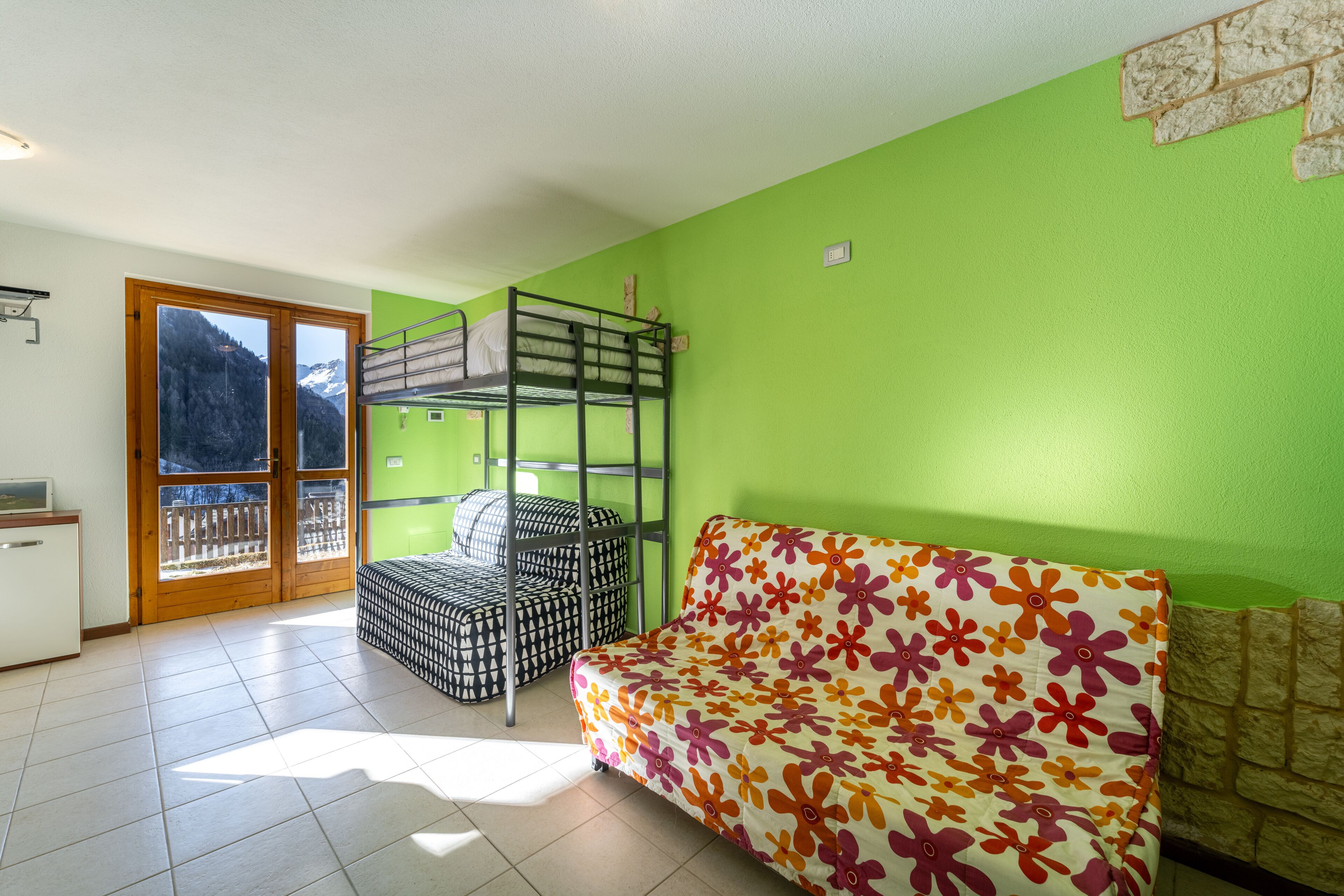 Smile house with stunning views