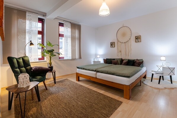 2 chambres, bureau, lit de bébé portatif, accès au Wi-Fi (inclus)