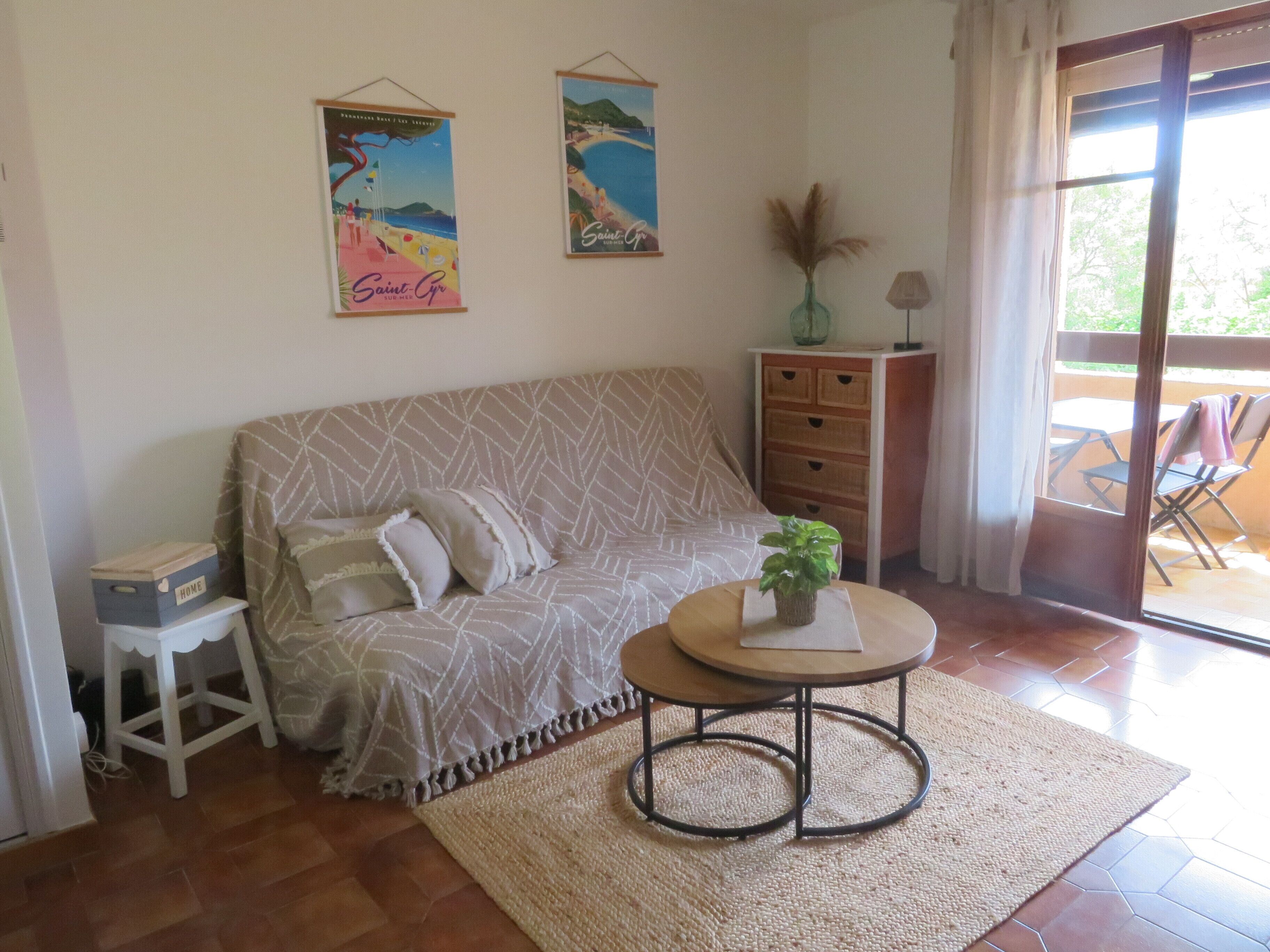 Seaside studio Les Lecques