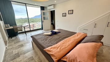 2 chambres, fer et planche Ă  repasser, Wi-Fi, draps fournis