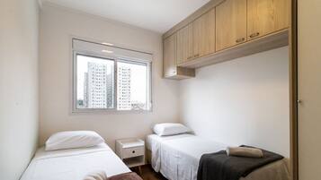 Apartamento | 2 quartos, individualmente mobiliados, Wi-Fi de cortesia, roupa de cama
