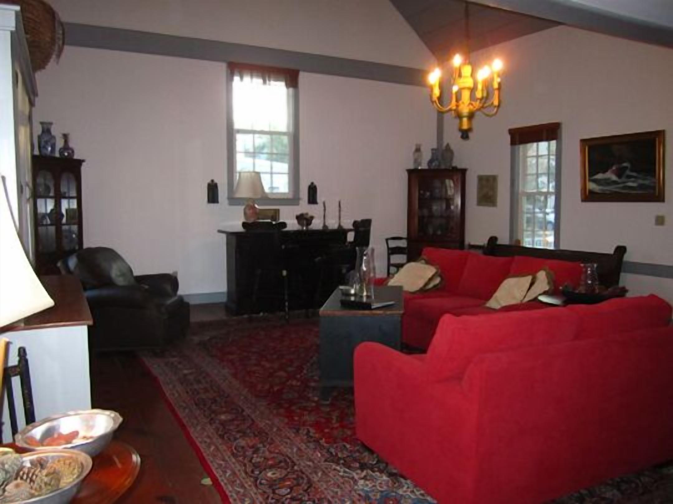 214 Mulberry - Great location in downtown historic Lewes!