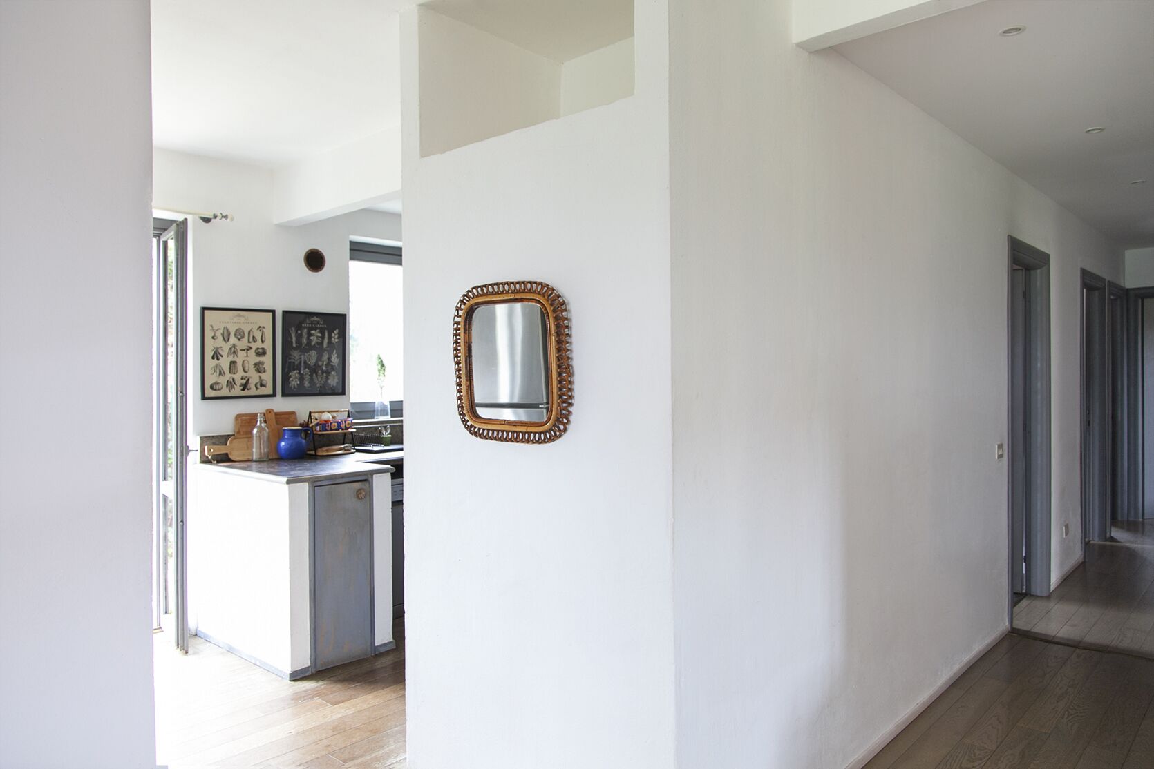 Wonderful villa with swimming pool near the sea.