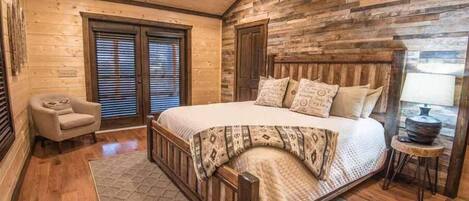5 bedrooms, iron/ironing board, WiFi