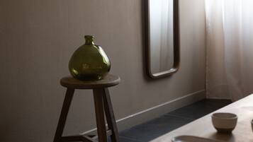 Premium bedding, down duvets, minibar, in-room safe