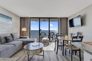Condo, 1 Bedroom | Living area