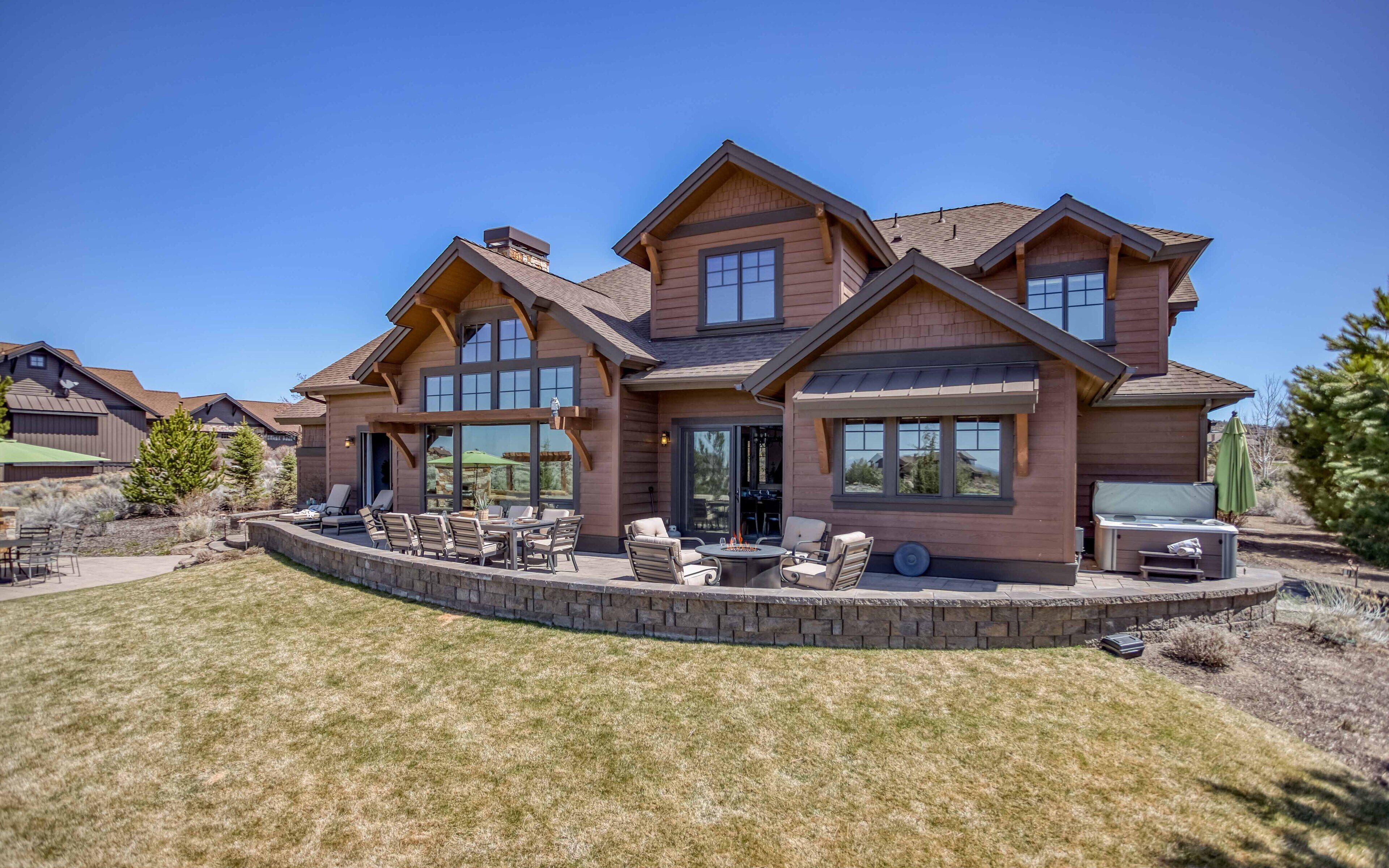 Brasada Ranch Luxury Rental, City Home , Amazing Views, Private Hot Tub