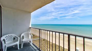 Condo, 1 habitación | Balcón