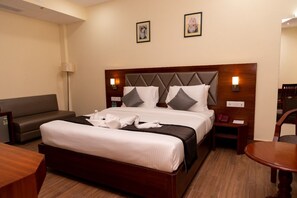 Club-Doppelzimmer | Allergikerbettwaren, Bügeleisen/Bügelbrett, Zustellbetten