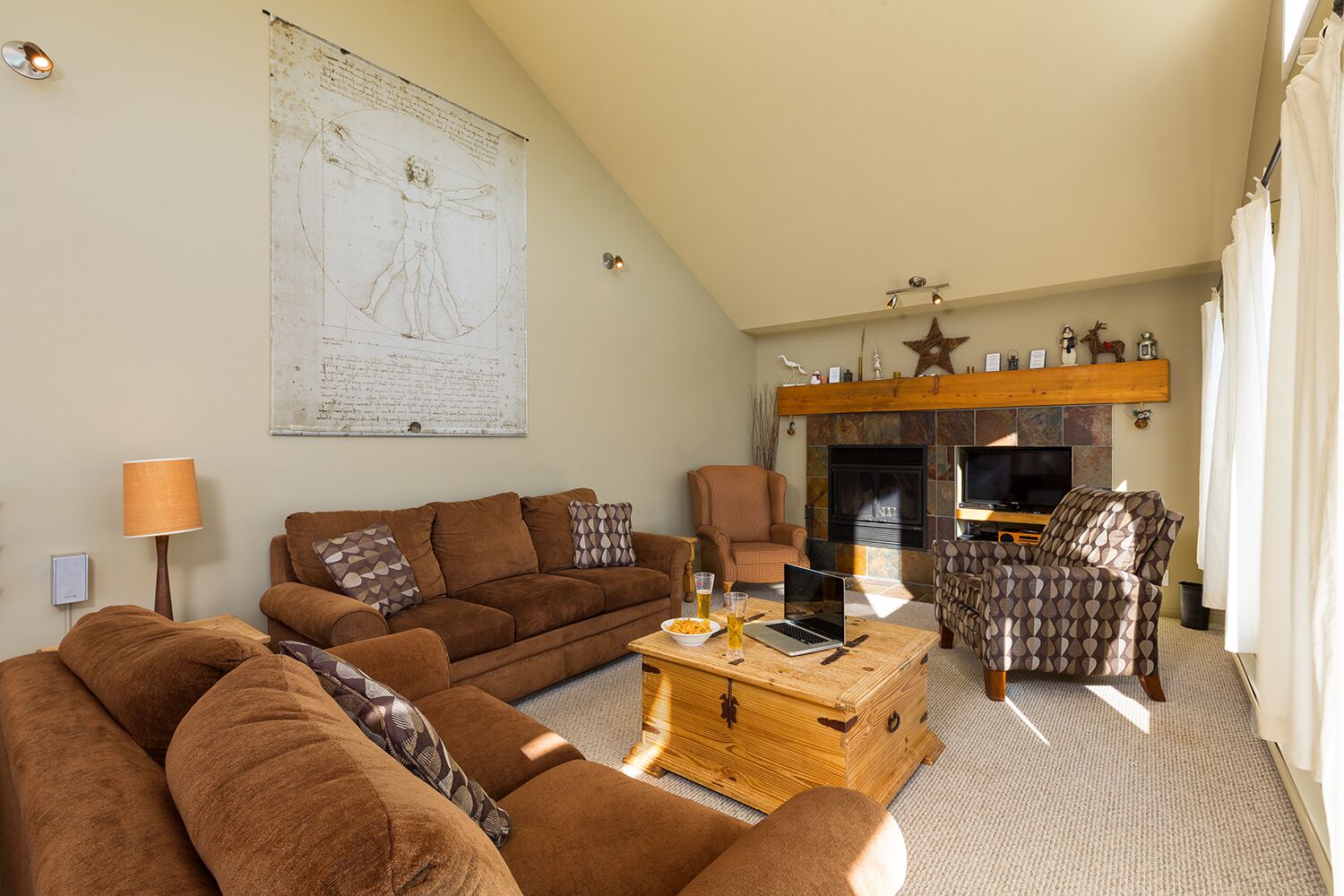 Very close to the Massif de Charlevoix! - Les Chalets Sympathiques (upper unit)