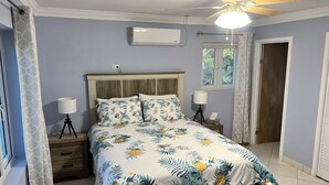 2 室のベッドルーム、デスク、アイロン / アイロン台、WiFi (無料)