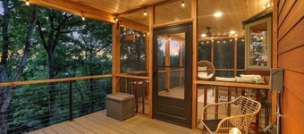 Redwoods Rising - Sweeping Views - Hot Tub