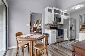 Interior - Family and Pet Friendly Mountain Home with a view.  No Hurricane Damage (Pisgah Forest)