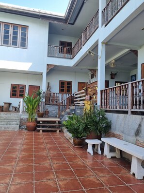 Habitación estándar, lanai | Ropa de cama 