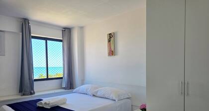 Apê 2 quartos no melhor da Pajuçara M605