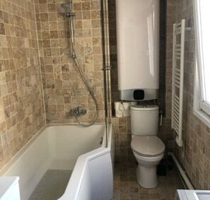 Hair dryer, towels - Bright apartment near the Eiffel Tower (Paris)