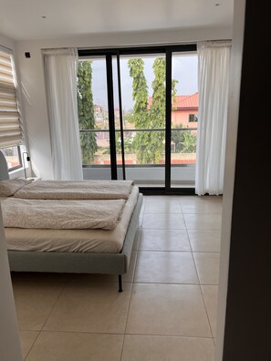 3 camere, Wi-Fi, lenzuola