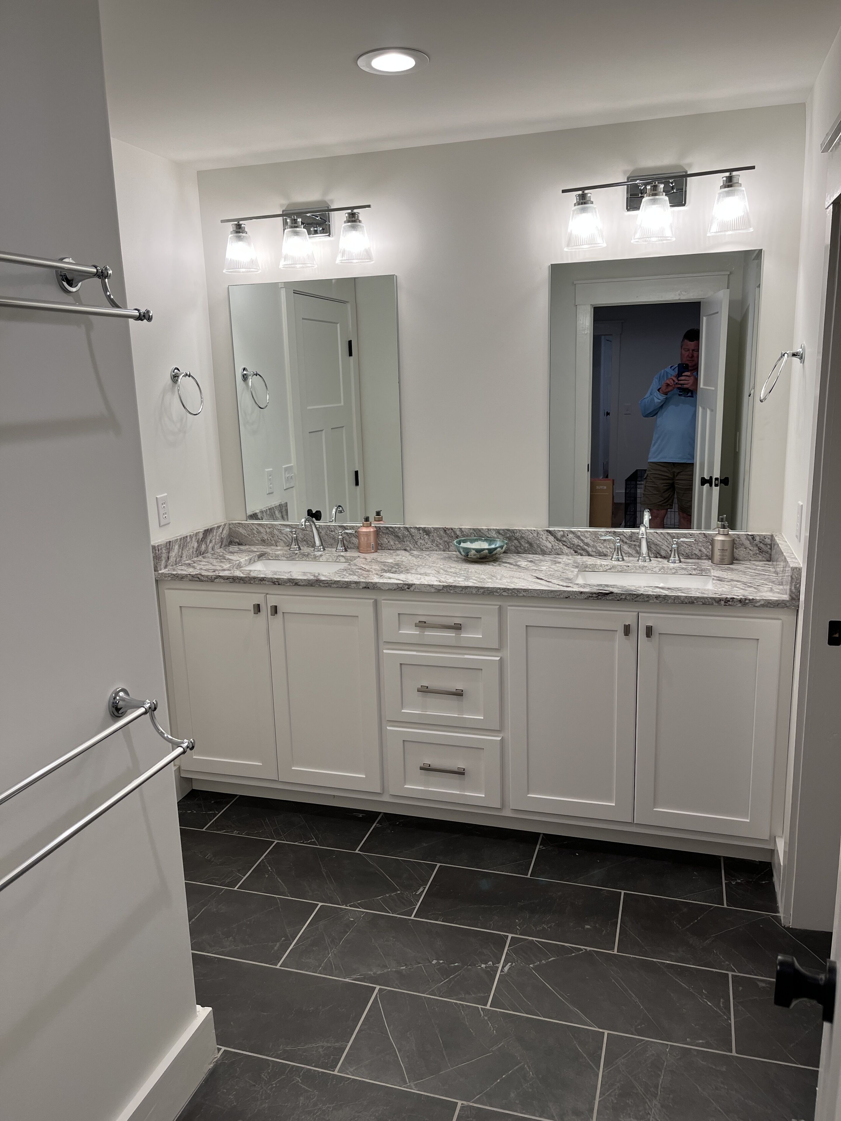 Lake front property with amazing views of Lewis Smith Lake