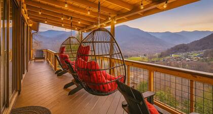 Sky High Retreat • Mountain Views • Hot Tub • Arcade Game Room • Pets OK• Skiing