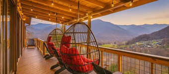 Sky High Retreat • Mountain Views • Hot Tub • Arcade Game Room • Pets OK• Skiing