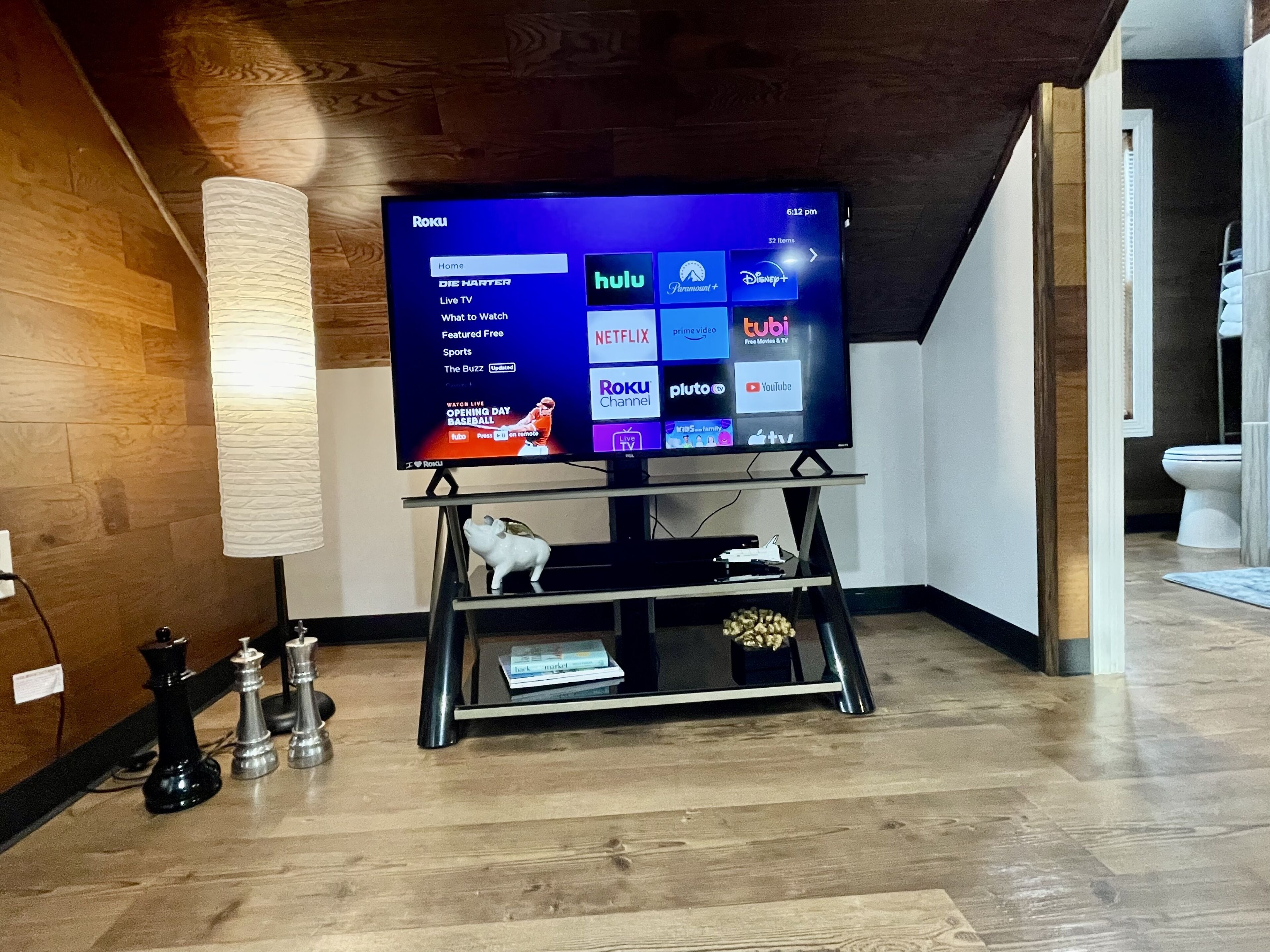 Airport Studio 5 mins from IAH, Humble, TX Vacation Rental Apartment