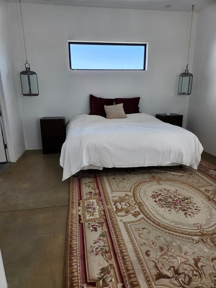 Fresh Look at Solar Powered Off Grid Luxury Home On 20 Acres Of