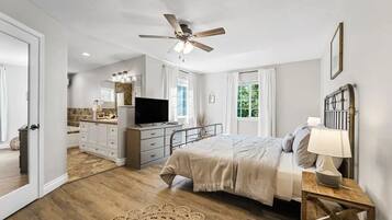 2 chambres, bureau, fer et planche à repasser, Wi-Fi gratuit