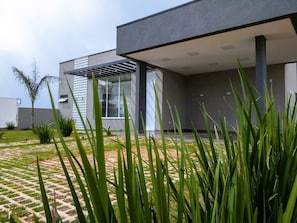 Property grounds - Graciosa - Piscina com Vista Para Represa e Clube (Paranapanema)