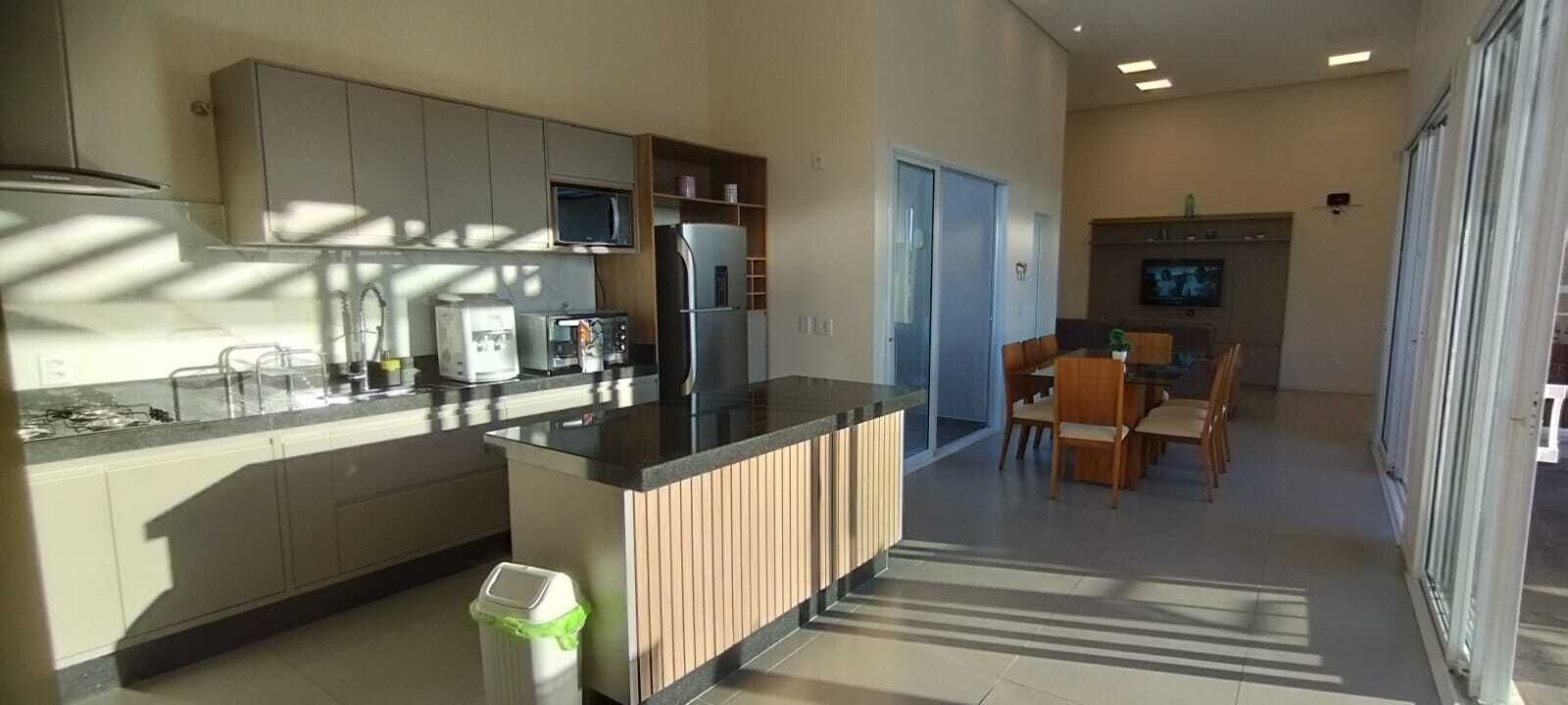 Graciosa - Piscina com Vista Para Represa e Clube