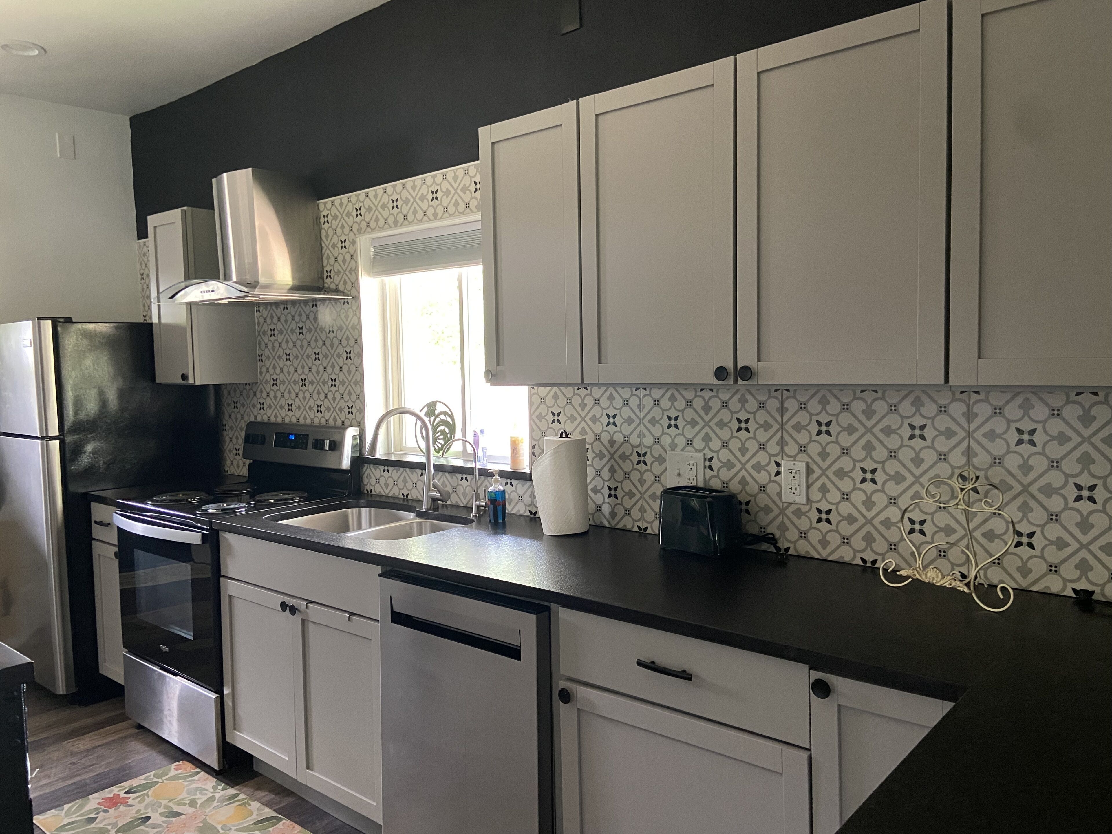 Lakefront Family Retreat