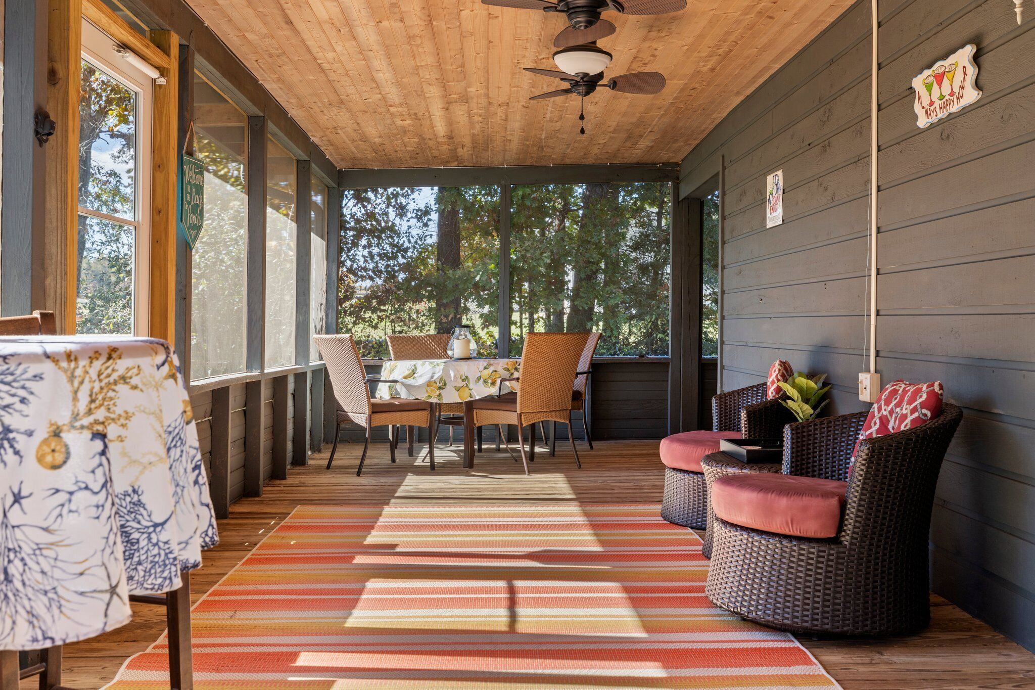 5 mi to Downtown Hendersonville Game Room/ Firepit