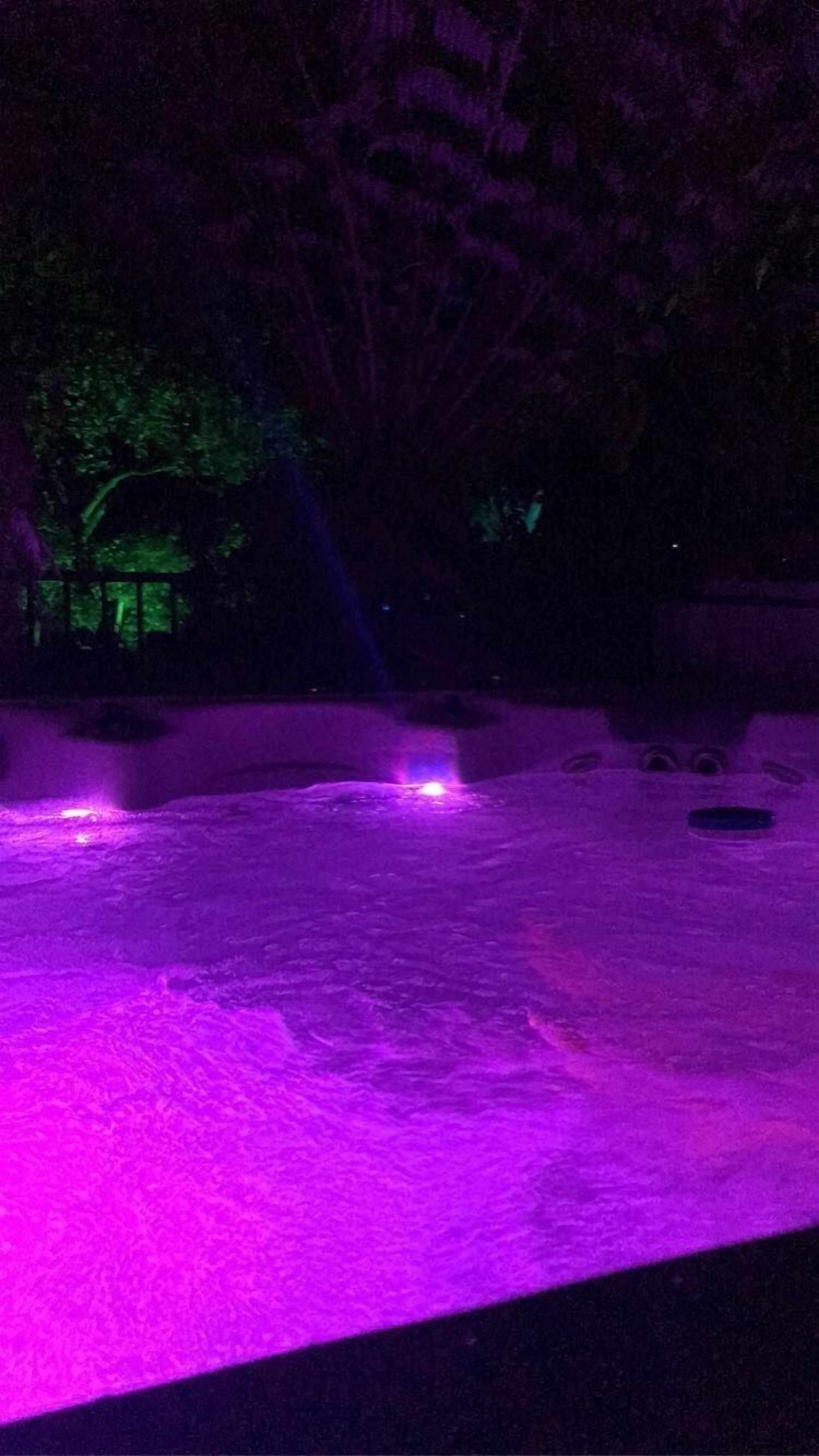 Bain à remous extérieur