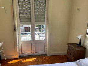 Familienzimmer | Hochwertige Bettwaren, Betten mit Memory-Foam-Matratzen