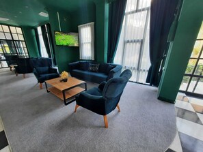 50-cm LED TV with satellite channels, TV - De Mare Family Hotel (Alanya)