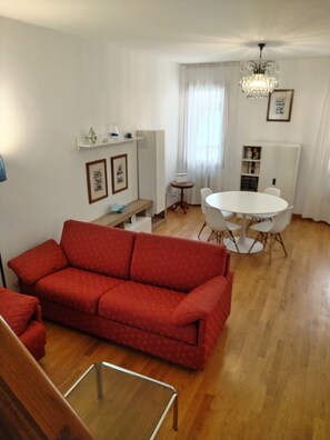 Fernseher