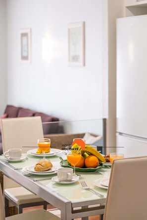 تناول الطعام