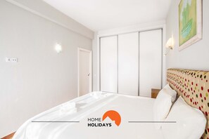 1 chambre, fer et planche à repasser, Wi-Fi gratuit