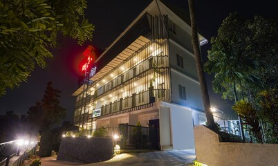 Treebo Regalia Inn Civil Station
