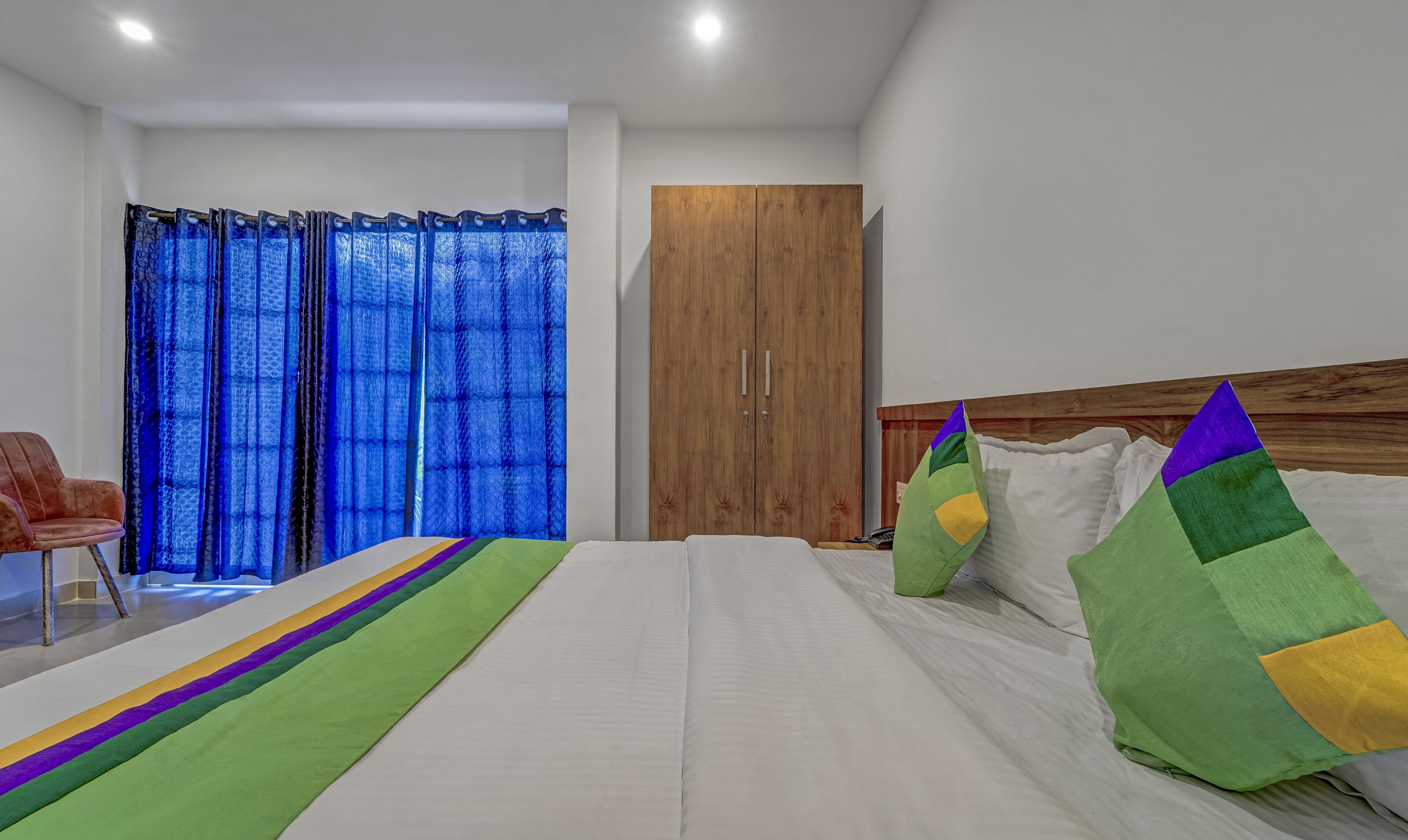 Treebo Trend Regalia Inn