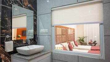 Phòng 3 Junior | Phòng tắm | Khăn tắm