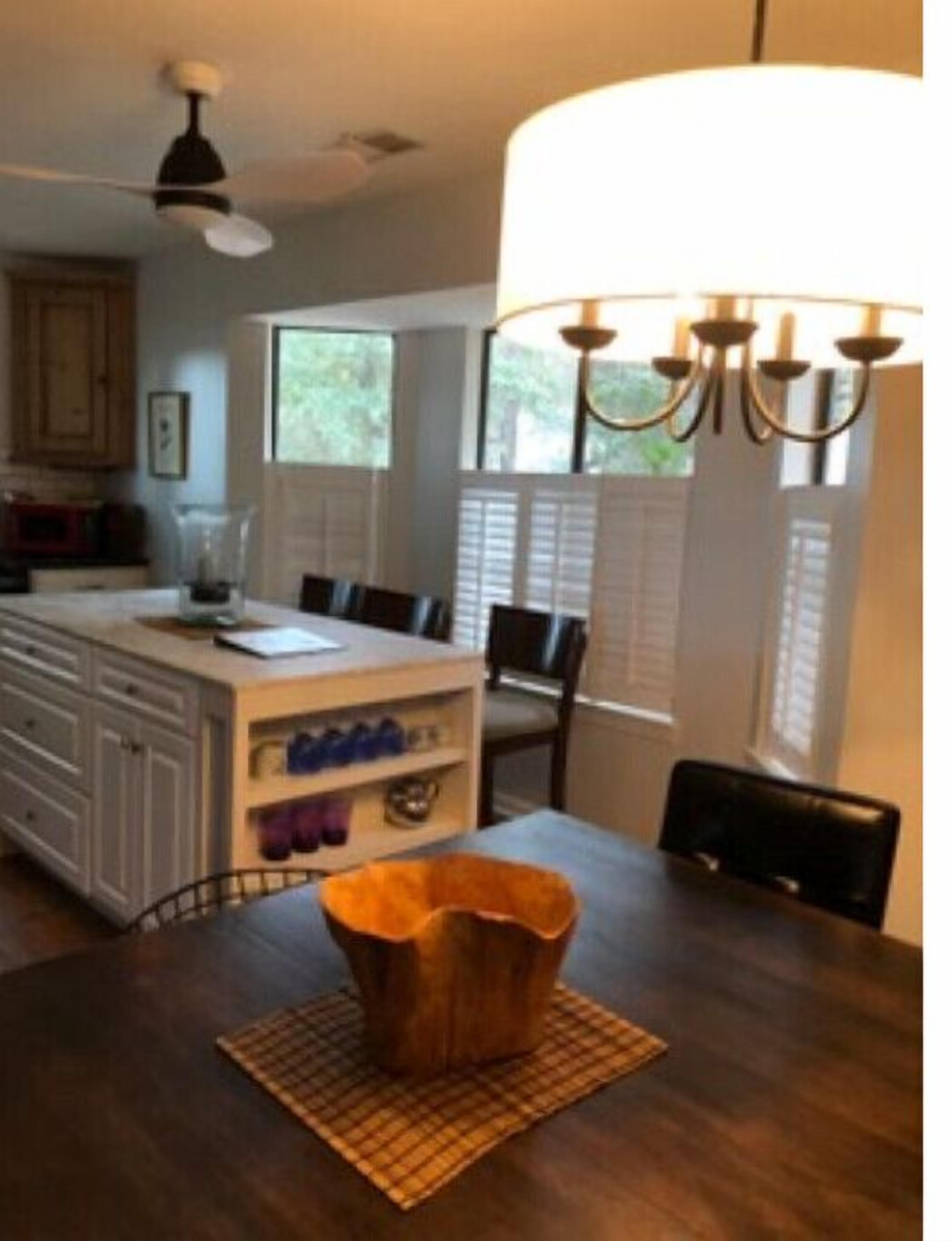 Water's Edge Cottage with Marsh Views