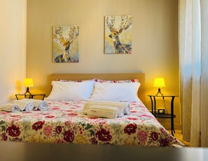 3 quartos, ferros/tábuas de passar roupa, Wi-Fi, roupa de cama